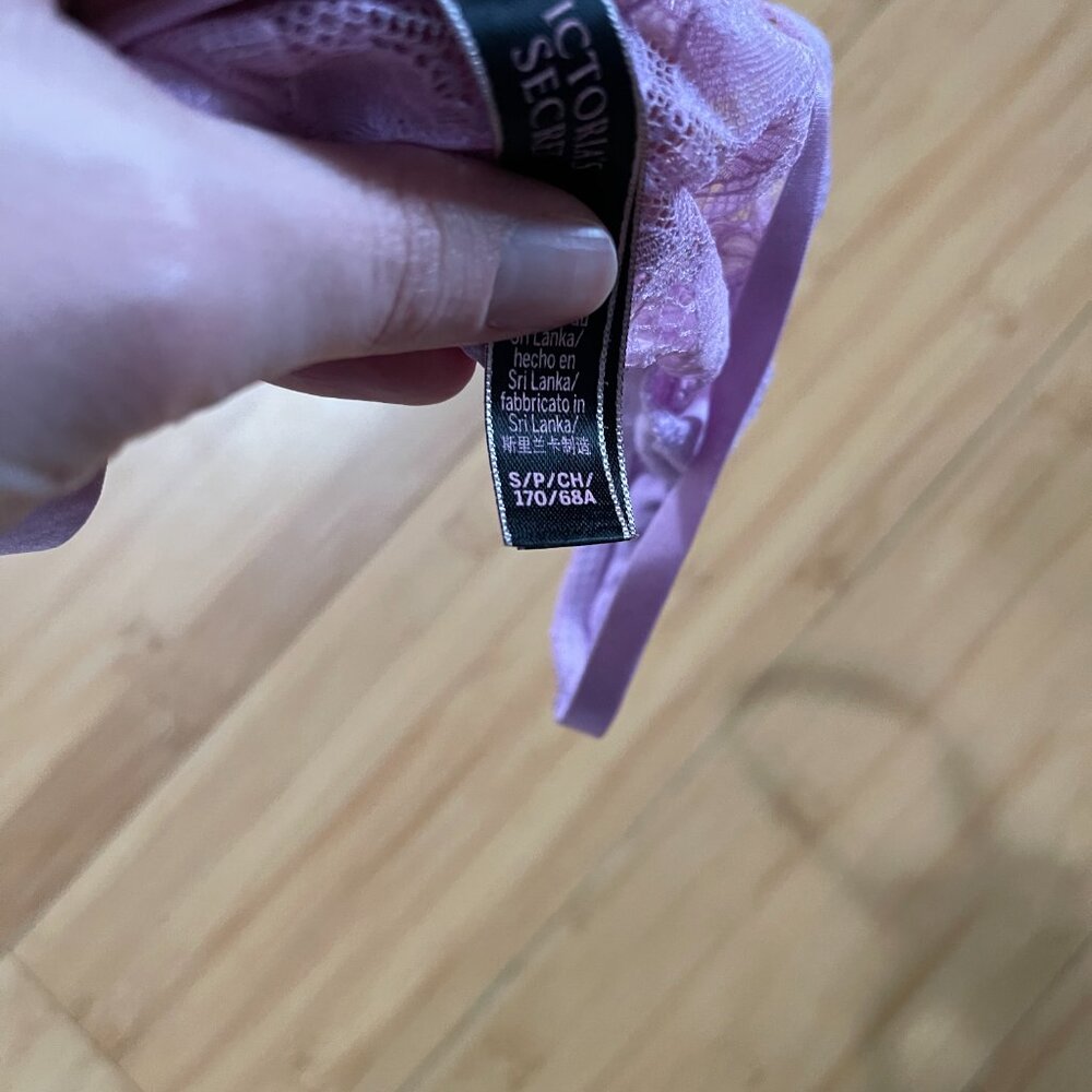 NWOT Victoria's Secret VERY SEXY Unlined Strappy Demi Bra and Thong Set - Picture 4 of 5